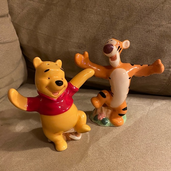 Disney Other - Disney Winnie The Pooh and Tigger Salt & Pepper Shaker Set